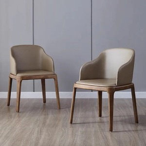 Leder-Wohnzimmerstühle auf Lager und Verfügbar für Einzelhandel, Restaurant, Café JP Moderne Massivholz-Esszimmerstühle - Product Image 4