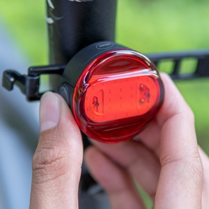 Twooc – feu arrière de vélo, LED rouge, étanche IPX5, 4 modes, pour vélo de route et de montagne - Product Image 1