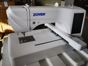 ZY1950TB Zoyer Machine à coudre et à broder informatisée domestique/usage domestique, vente chaude - Product Image 3