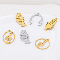 Breloques musicales personnalisées en acier inoxydable plaqué or 18 carats, assortiment de pendentifs guitare et clé de sol, fournitures de fabrication de bijoux DIY