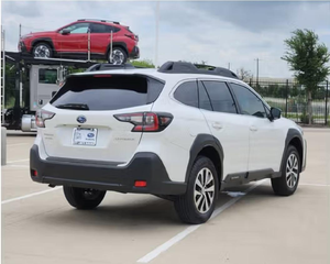 Ordinatamente usato 2025 S ub a r u Outback Premium AWD sia la mano sinistra che quella destra disponibili - Product Image 4