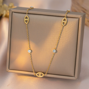 Ensemble <span class=keywords><strong>collier</strong></span> et bracelet <span class=keywords><strong>en</strong></span> acier inoxydable style luxe léger français, orné de diamants blancs et de pendentif <span class=keywords><strong>en</strong></span> forme de nez de cochon, <span class=keywords><strong>pour</strong></span> <span class=keywords><strong>femme</strong></span> - Product Image 2