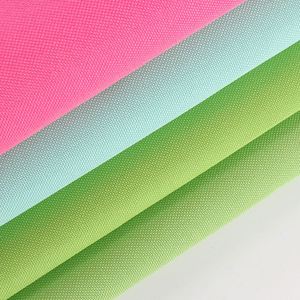 Tela Oxford RPET 300D Impermeable Reciclada 100% Poliéster con Revestimiento de PU para Bolsas, de Fábrica China - Product Image 6