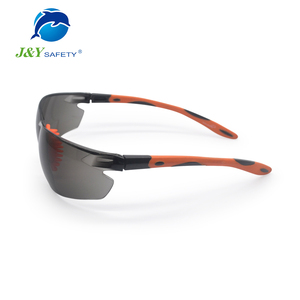 نظارات أمان عالية الجودة بسعر المصنع عدسات من البولي كاربونات سوداء واقية للعين مصممة نظارات أمان - Product Image 4