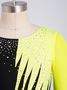 Robe de patinage artistique pour filles, justaucorps en strass, manches en maille, Costume de spectacle, compétition de patinage sur glace, sur mesure - Product Image 3