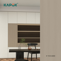 Taille personnalisée E0/E1 Feuille de contreplaqué laminé mélamine épaisse Panneaux de particules Panneau de particules Aggloméré Panneau de fibres MDF pour meubles en bois