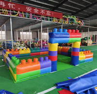 Ensemble de blocs de construction gonflables en PVC, colorés, sûrs et durables, design personnalisé, pour parcs et centres de jeux intérieurs