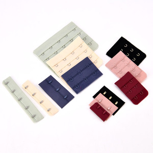 1 RALLONGE EXTENSIBLE POUR SOUTIEN-GORGE 4 CROCHETS NOIR