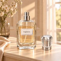 Flacon pulvérisateur de parfum rectangulaire en verre transparent de luxe en gros avec bouchon facetté pour l'emballage de parfums
