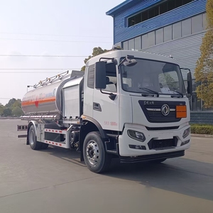 Camion-citerne Dongfeng 13 mètres cubes 4X2, camion-citerne à carburant, camion-citerne à huile, camion de ravitaillement mobile - Product Image 1