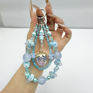 Chaîne de téléphone artisanale en perles Heishi, motif de nuit étoilée et de fleurs lumineuses, avec un motif de conte de fées, pour porte-clés - Product Image 5