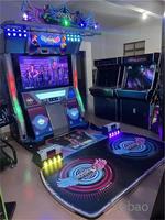Machine de jeu de danse d'arcade de rythme Dance Core pour jeu de combat de danse en salle, modèle Pump It Up, pour la vente en gros