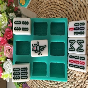 แม่พิมพ์ซิลิโคนชุดไพ่นกกระจอก, แม่พิมพ์ทำขนม DIY สำหรับฟองดองท์ ช็อกโกแลต เนย, แม่พิมพ์รูปทรงฐานหม้อไฟ, อุปกรณ์ทำเค้ก, เกรดอาหารและไม่ติดกระทะ - Product Image 6