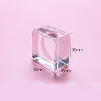 Plaquettes de colle en gros pour extensions, supports carrés en résine époxy cristalline et plaquettes en verre cosmétique pour extensions de cils.
