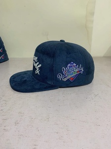 OEM ODM personalizado de ala plana 3D bordado de gamuza Snapback gorras deportivas personalizadas con logotipo <span class=keywords><strong>gorra</strong></span> al por mayor gorras de Hip Hop para hombres - Product Image 4