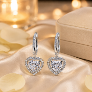 Orecchini Pendenti con Zirconi a Cuore per Donne, Gioielli Eleganti e Minimalisti che Valorizzano il Viso - Product Image 4