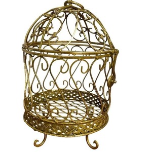 Jaula para Pájaros con Acabado Dorado, Diseño Premium, Jaula Metálica Portátil Personalizada, Casa para Pájaros con el Mejor Diseño - Product Image 1