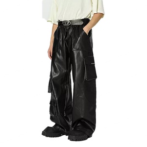 Pantalones de Motociclista de Cuero Negro Holgados Personalizados para Hombre, Estilo Urbano, con Múltiples Bolsillos, Pantalones Cargo para Hombre - Product Image 3