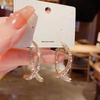 Boucles d'oreilles Resoul en forme de croix pour femmes, boucles d'oreilles en strass, boucles d'oreilles en cristal torsadé, bijoux élégants et tendance
