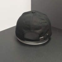 Casquette de baseball structurée à 6 panneaux avec logo brodé plat personnalisé de haute qualité, en sergé de coton, pour le sport, les activités de plein air et le quotidien