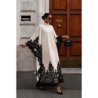 Robe large en dentelle satinée brillante, personnalisable à partir de 15 pièces, 3 jours pour le dessin, 7 jours pour l'échantillon