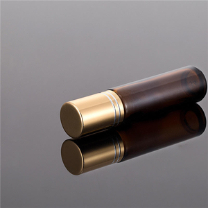 LingKa LK01 10ml Brown Clear Glass Cylinder Essential Oil Roll-on <b>Bottle</b> with Bamboo Cover for Perfume & Massage - Product Image 6