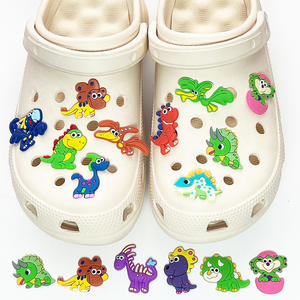 Chaussures en PVC de dinosaure de dessin animé mignon avec boucle de jardin bricolage accessoires en caoutchouc souple matériel en métal - Product Image 4