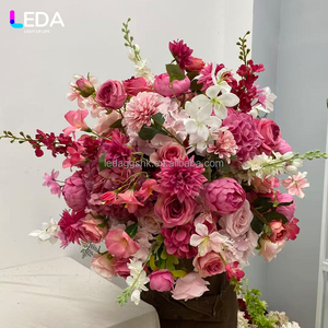 ลูกบอลดอกกุหลาบสีชมพู LEDA สำหรับตกแต่งโต๊ะงานเลี้ยงสุดโรแมนติก ขนาด 60 ซม. ดอกไม้ประดิษฐ์สำหรับงานแต่งงาน - Product Image 4