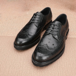 Nouvelles chaussures de ville de luxe faites à la main pour hommes - Chaussures en cuir de haute qualité de style italien, personnalisées, rehaussantes et imperméables - Product Image 5