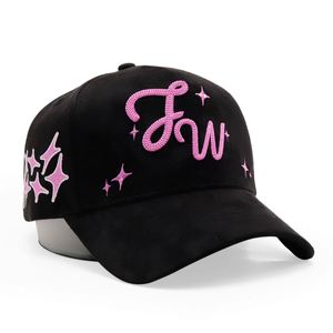 Casquettes de baseball de haute qualité à 5 panneaux en daim avec logo brodé personnalisé - Product Image 1
