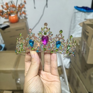 Diadèmes et Couronnes de Luxe Scintillantes en Alliage Coloré pour Femme, Accessoires de Spectacle, Couronnes Décoratives en Cristal, Vente en Gros - Product Image 5