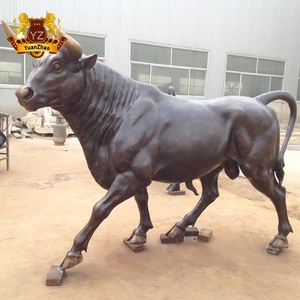 Statue de taureau grandeur nature en métal de style européen, sculptures de bisons en métal, statue de taureau de corrida en bronze coulé - Product Image 1