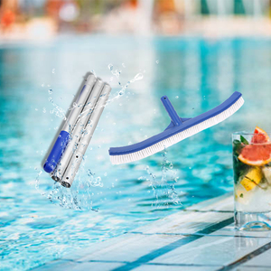 Venta caliente cepillo de piscina suave para eliminar algas cepillo de piscina sobre el suelo y poste de aluminio extensible para la venta - Product Image 1