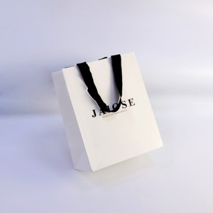 High Quality Luxury <strong>Paper</strong> <strong>Bags</strong> <strong>With</strong> Your Own <strong>Logo</strong> Embed Handle <strong>Paper</strong> Shopping <strong>Bags</strong> Custom <strong>Paper</strong> <strong>Bag</strong> - Product Image 2