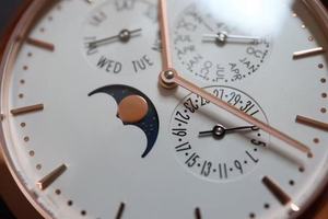 Reloj Mecánico Automático de Diseño Elegante para Hombre de Alta Calidad - Product Image 4