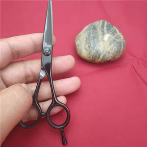 กรรไกรตัดผมมืออาชีพ 5 นิ้ว 440C สแตนเลสสตีล ใบมีดคม ด้ามจับสั้น สำหรับช่างทำผม - Product Image 5