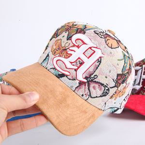 Maßgefertigte <span class=keywords><strong>5</strong></span>-<span class=keywords><strong>Panel</strong></span> Baumwoll-Baseballkappen mit Blumenmuster-Stickerei Digitaldruck Vintage Mode Sport Baseballmützen - Product Image 1