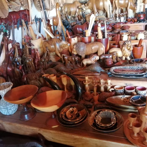 Set de Tallados en Madera Africanos Vintage, Figuras de Animales Talladas a Mano, Jirafa, Cebra, Paquete de Artesanía Natural para Venta al Por Mayor - Product Image 1