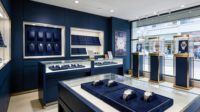 Vitrine réfrigérée avec éclairage LED pour présentation de logo, idéale pour les kiosques de soin des sourcils, les magasins de détail et les centres commerciaux