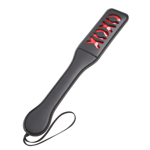 大人向けエロティックなカップル用の、中空彫刻入りの「BABY」レザーパドル「XOXO」性的懲罰玩具 - Product Image 4