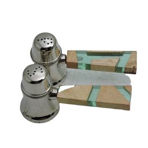 Personnaliser le dessus de table nouveau style en laiton nickelé, bois et résine, ensemble sel et poivre gadgets de cuisine - Product Image 1