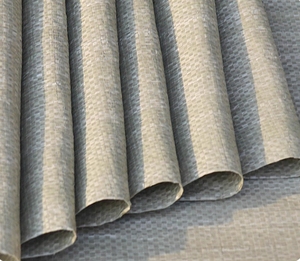 Sac en plastique tissé en PP de 50kg personnalisé pour les engrais céréaliers, l'alimentation et la farine, différentes couleurs imprimées pour le stockage et le transport - Product Image 2