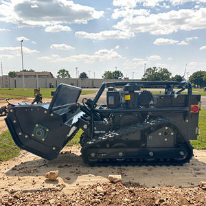 Broyeur agricole rotatif JiaFu Robotic Diesel 1102, moteur 20 CV, largeur de coupe 1000 mm, lame rotative, télécommande (portée 500 m) - Garantie 1 an - Product Image 1