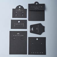 Tarjetas de exhibición de joyería de papel ecológicas personalizadas con bajo MOQ para anillos, pulseras y collares, etiquetas de embalaje diversificadas