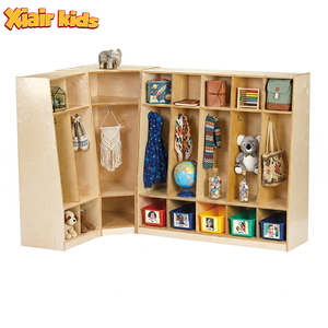 Armario Esquinero Montessori, Muebles para Guardería, Armarios de Madera para Guardar Abrigos y Zapatos para Jardín de Infancia, Preescolar y Guardería - Product Image 1