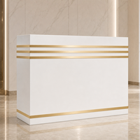 Meubles de bureau minimalistes élégants de haute qualité en gros, avec incrustations noires brillantes et dorées, comptoir de réception droit pour hôtel, salon