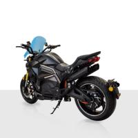 Moto électrique de style Diavel avec une autonomie de 300 km en une seule charge, idéale pour les longues distances et les voyages