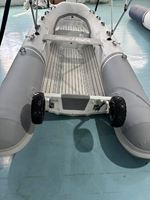 Bateau semi-rigide en aluminium de 11,5 pieds pour 6 personnes, Achilles Hypalon, avec compartiment de rangement avant en aluminium, auvent pliable, rouleau de quille à dégagement rapide