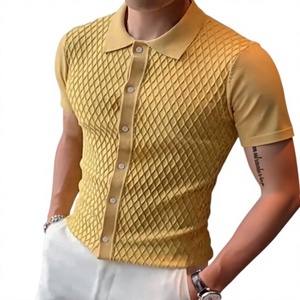 T-shirt de sport pour homme à col rond et manches courtes, en jersey tricoté, coupe régulière, avec technologie DRI pour une performance anti-humidité et une protection solaire optimale. - Product Image 6