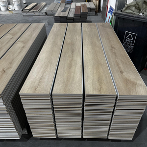 Pisos SPC de alta calidad de lujo, haga clic para instalar pisos de vinilo, azulejos de plástico impermeables, azulejos SPC insonorizados impermeables - Product Image 4